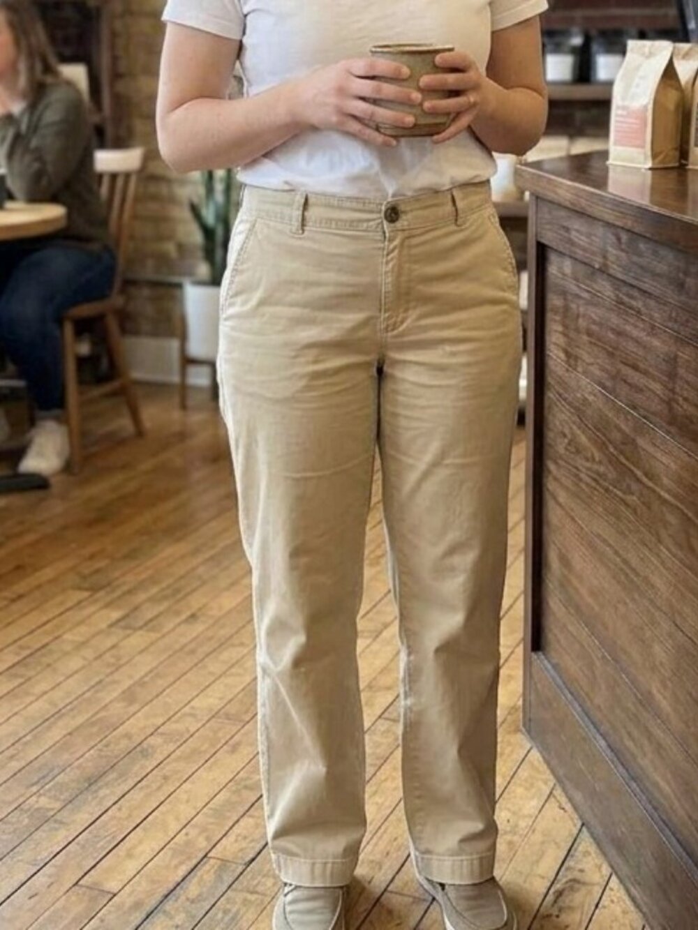 LL Bean Womens Classic Chinos Pants 8 Tan 100% Cotton Stretch Panel Waist Bands
